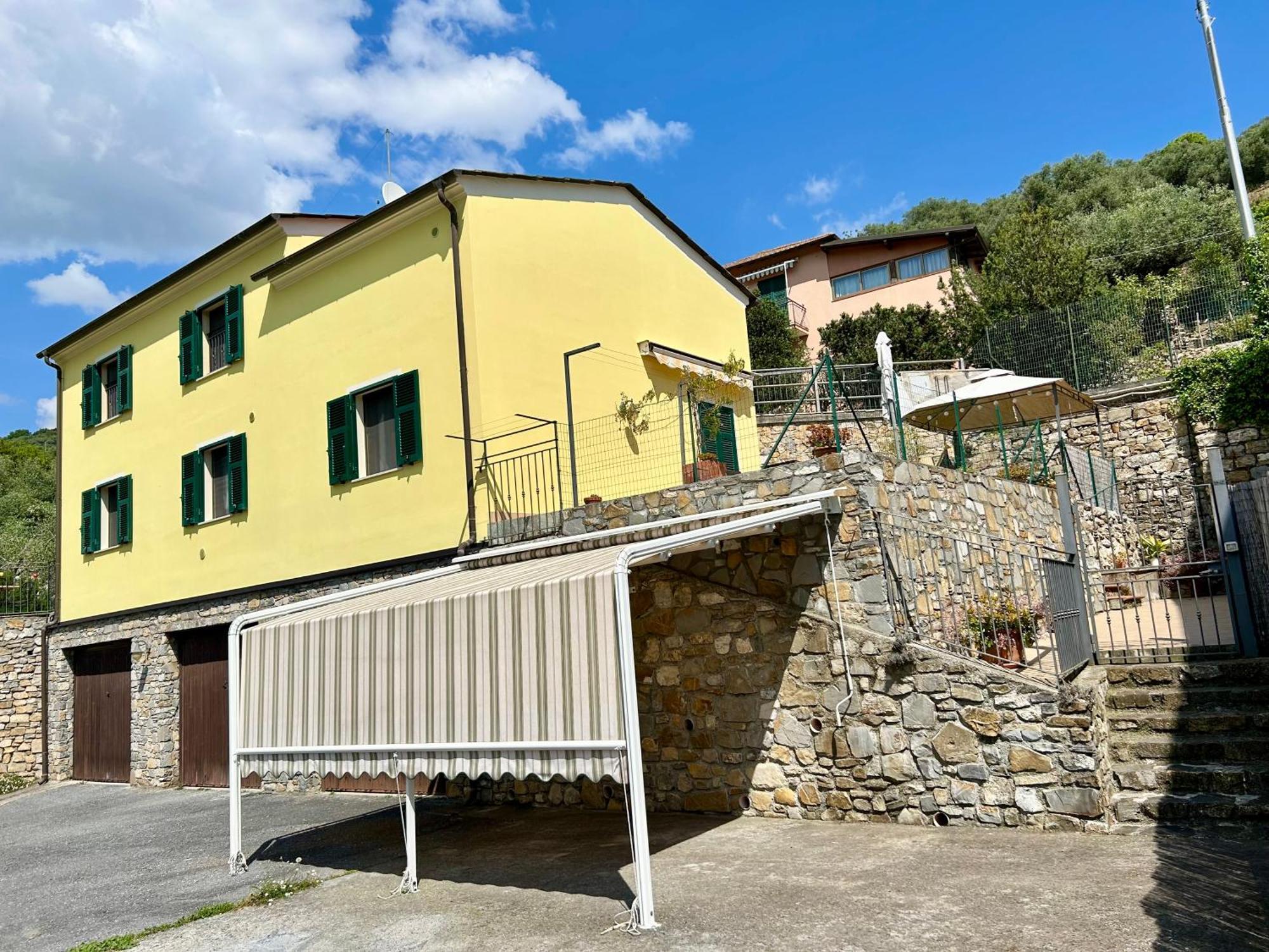 Ulivi - Comodita E Tranquillita Con Patio E Parcheggio Apartment *